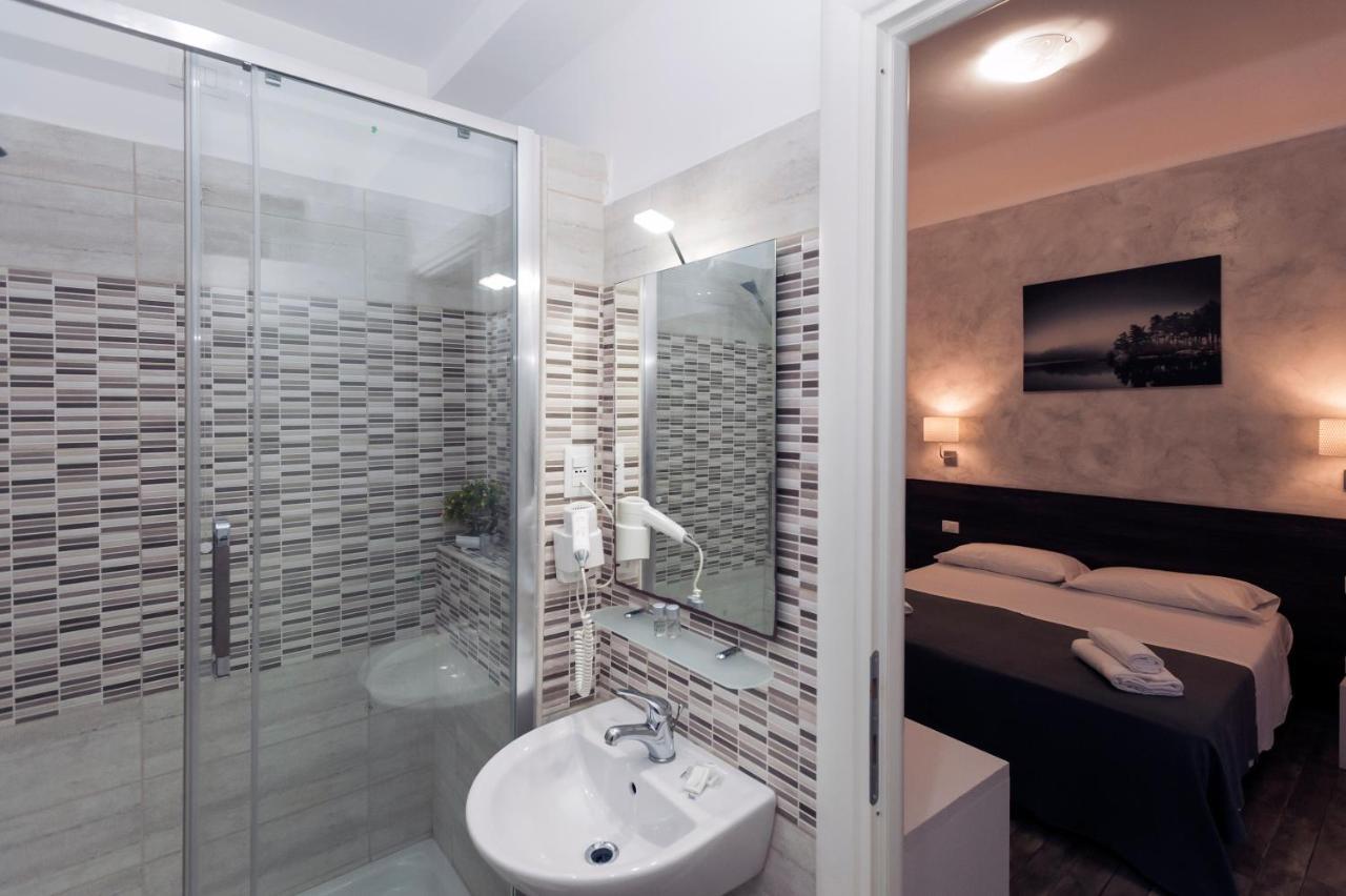 Tiburtina Inn Guest House Рим Екстериор снимка